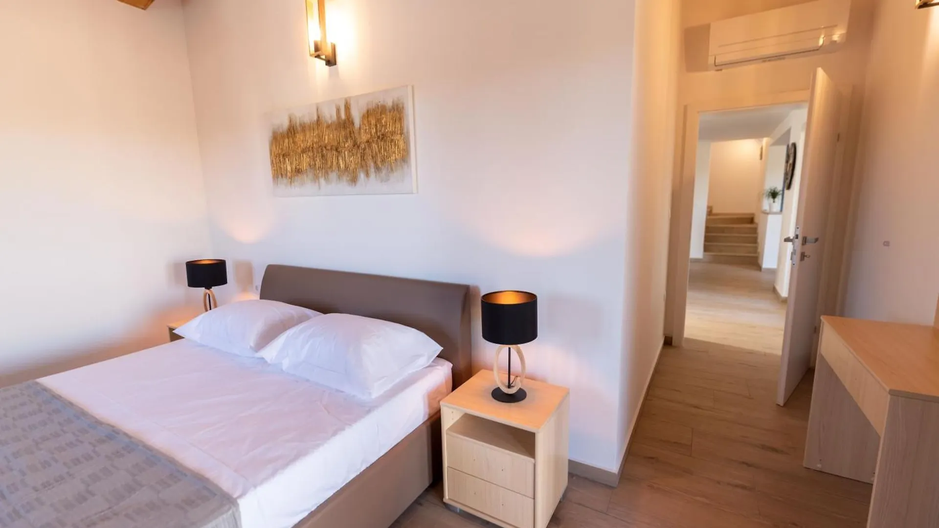 Ferienhaus Mit Privatpool Fuer 6 Personen Ca, 150 M Sup2 In Vinez, Istrien Rabac Und Labin 0*, Vinež